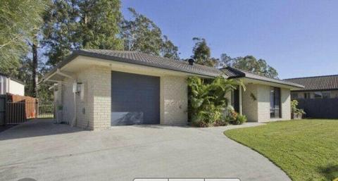 Home for Rent in Landsborough