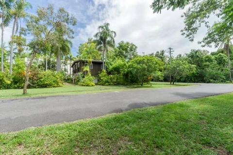 Removable House 3 bedroom 2 bathroom located in Port Douglas