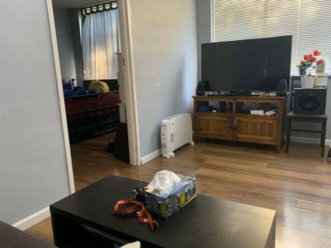 Short term rent 1 bedroom unit including bills for only $1300