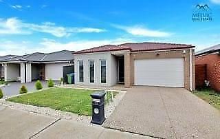 House for sale in Cranbourne east