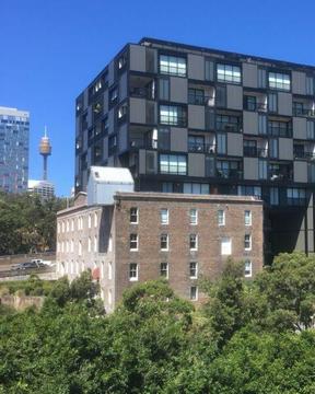 1 girl needed, Pyrmont City, Own key