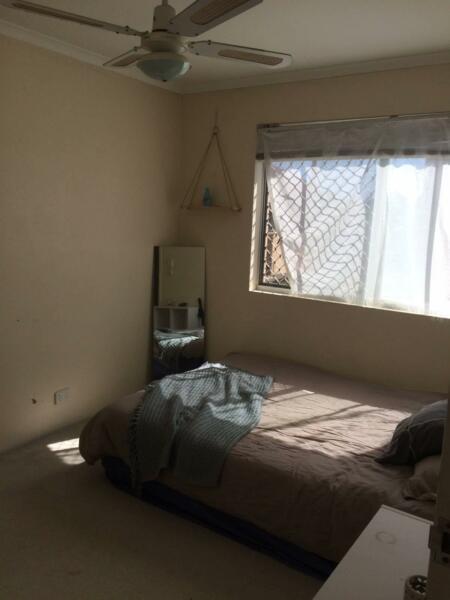 Short Term Room For Rent in Palm Beach, QLD