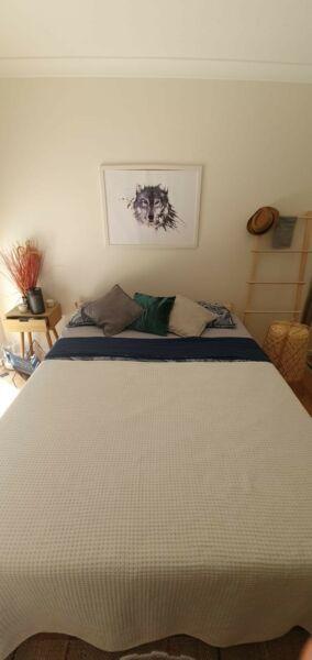 FURNISHED Private Room in Hunters Hill