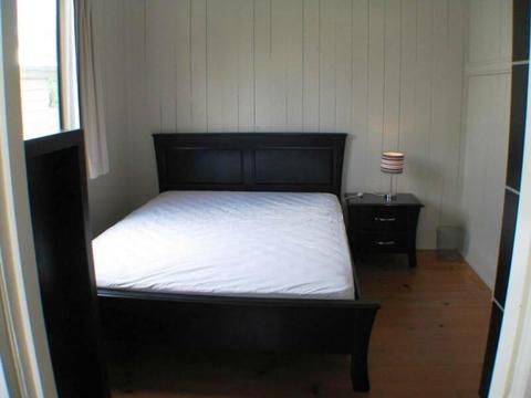 Power & WIFI included- Clean & Tidy House- Furnished Room- James St