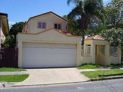 ROOM FOR RENT GOLD COAST, LABRADOR 160P/W BILLS INCLUDED