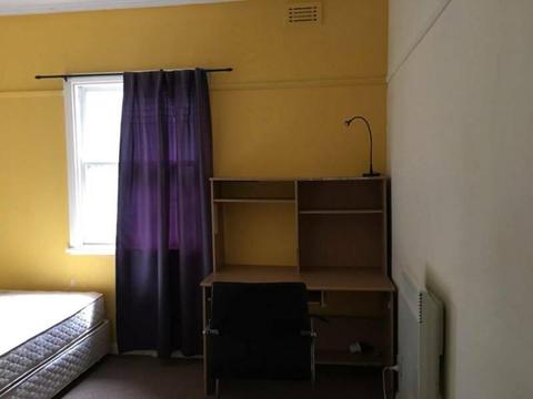 Single room in Clayton near Monash Uni