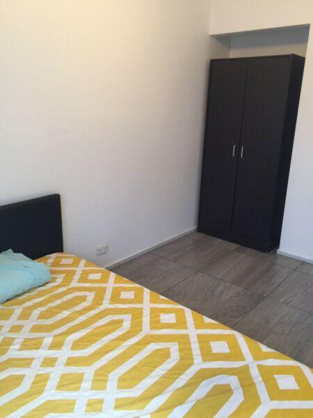 $150 Private Room Furnished All Bills Included- Springvale