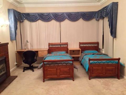 Master Bed Room For Rent