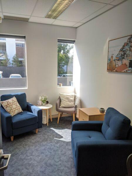 Consultation room for rent in Varsity Lakes