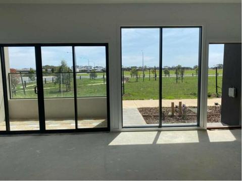 Professional office for Rent At Cranbourne Central Park Way