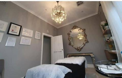 BEAUTY ROOM FOR RENT IN BUSY NEDLANDS