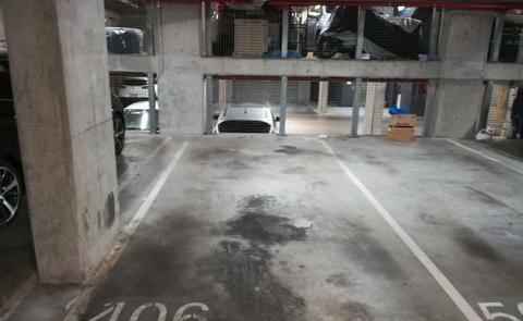 Spacious Indoor Secured car park near Royal Melbourne Hospital