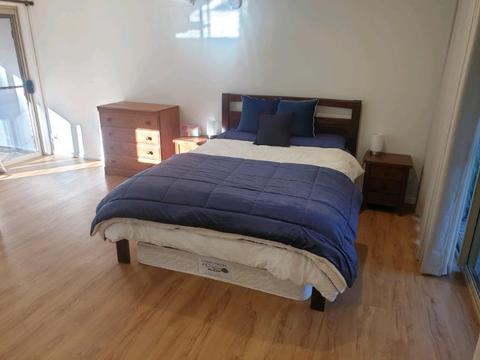Gorgeous studio Ocean Shores. 3-6months. FURNISHED AVAIL 14 MARCH
