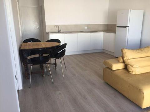 2 bed apartment to let, Mullum $490 including bills