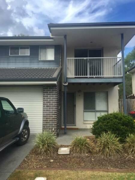 Durack 3 bed townhouse for rent 6/75 Outlook Place