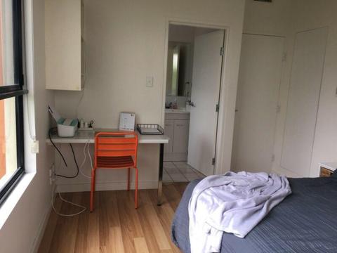 Lease take over for a superior room at Uni Resort