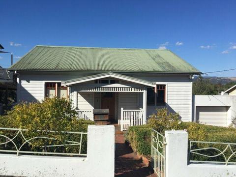 FOR RENT: 3 bedroom house in East Launceston / Newstead