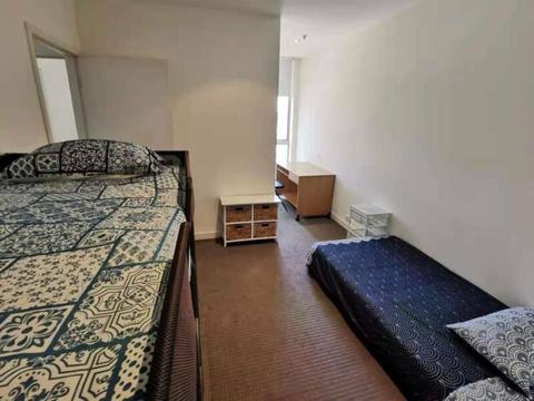 Melbourne CBD QV apartment bed for rent