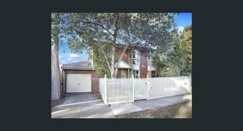 Unit for Rent on Oakleigh Road , Carnegie