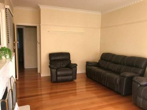 House For Rent - Burwood East