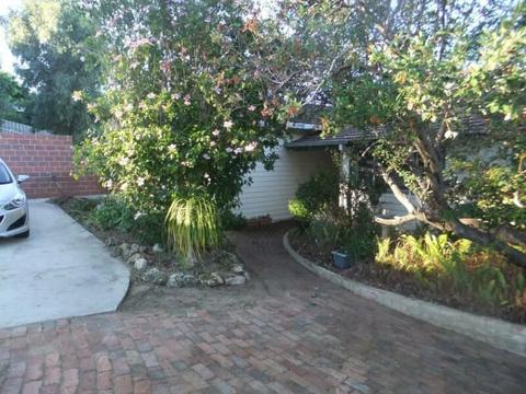 4 BEDROOM HOUSE FOR RENT WATERMANS BAY