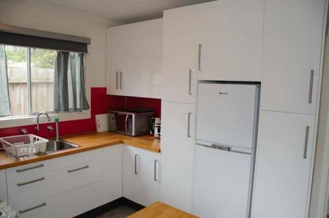 Large self-contained granny flat / bungalow in Coburg (Melbourne)