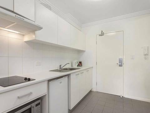 University accommodation in Belconnen CANBERRA 3 MONTHS move in asap
