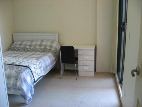 Large Bedroom to Let in Strathfield