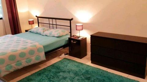 Huge fully furnished bedroom in Bayview