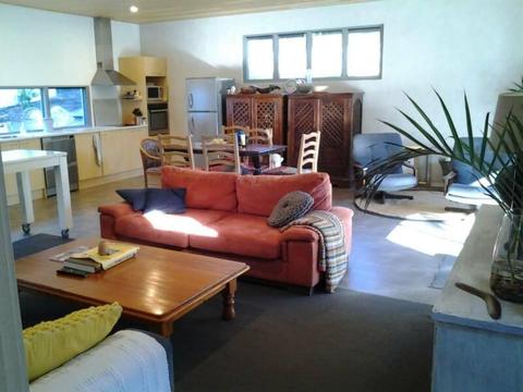 Noosa Junction Room to rent everything included bills wifi
