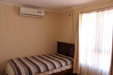 SPACIOUS ROOMS FOR RENT IN NOBLE PARK