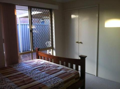 Great furnished rooms in Vic Park, 5 mins walk to train station