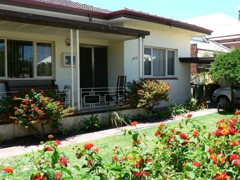 NORTH PERTH LARGE FURNISHED ROOMS CHARACTER HOME FREE WIFI