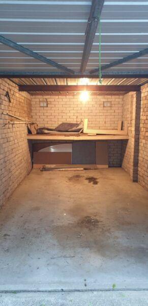Garage for cheap rent in Kogarah