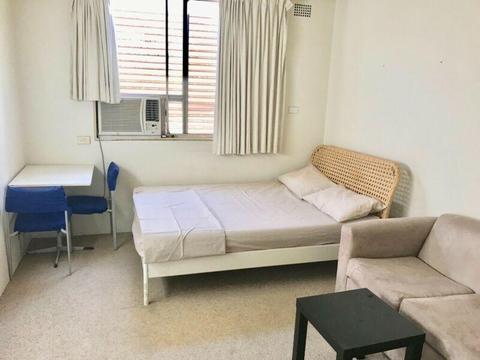 FULLY FURNISHED STUDIO IN CHIPPENDALE