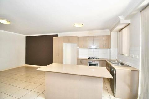 2 BEDROOM UNIT FOR LEASE IN WESTMEAD