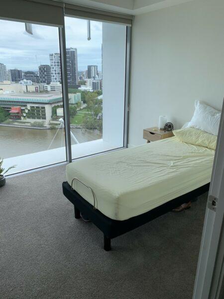 Room for rent 250 Aud per week in Brisbane city (4000), river view