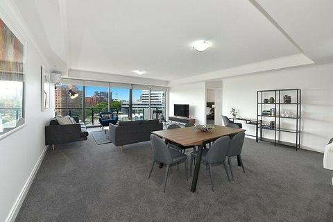 CBD 3 Bedroom Fully Furnished Apartment - with Balcony and BBQ $850 pw