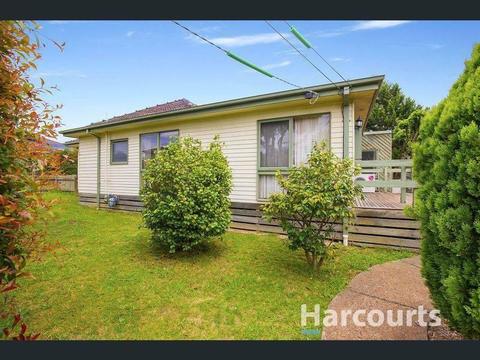 AA HOUSE for RENT Bayswater .bertram rd OPEN House Saturday