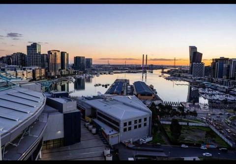 Docklands 2Beds 2 Bath 1 Carpark apartment with amazing harbor view