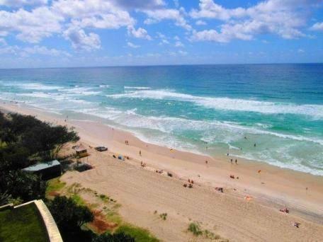 Absolute Beachfront 2BR Apartment Surfers Paradise Sea Views For Sale