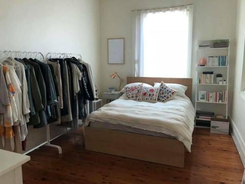 Room for Rent - Newtown