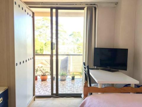 Room available in North Sydney