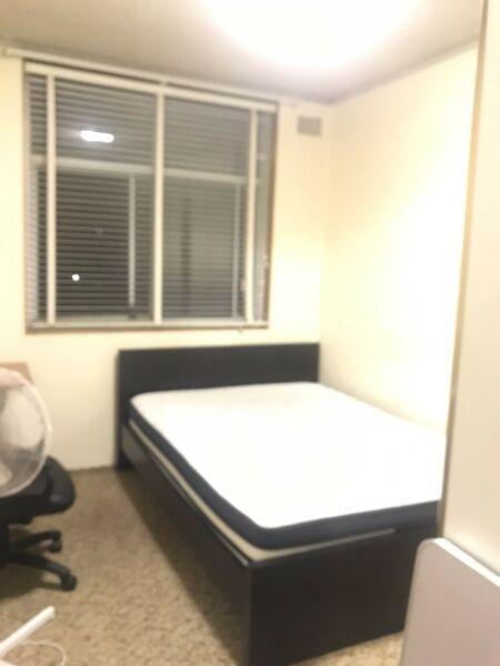 Single Room for rent in a 3bedroom unit