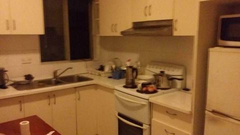Bedroom /bed in unit Wiley Park all bills included