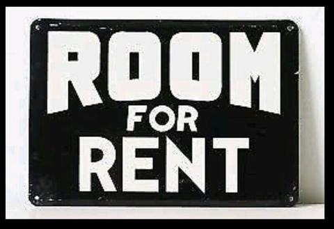 ROOM FOR RENT VARSITY LAKES 