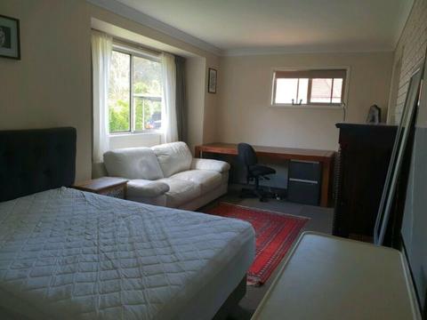 Large double room for rent