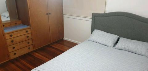 Room in Carina for rent