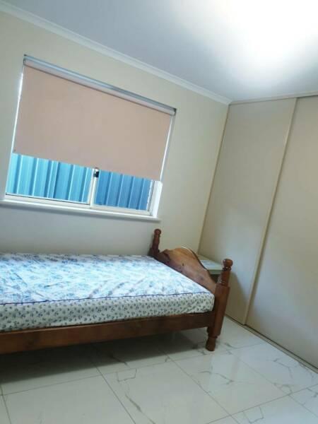 Room for rent in GREENACRES SA 5086