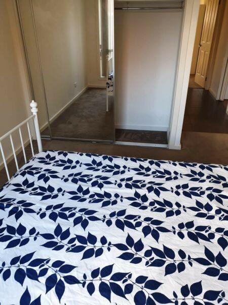 Room for rent in laverton